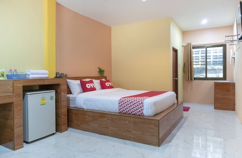 Downtown Krabi Hotel | OYO 682 Fishering Home