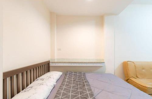 Wang Thonglang Hotel | OYO 75405 Ladda Place