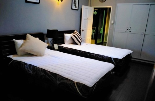 Lat Yao House | OYO 857 42 Loft Bed and Breakfast
