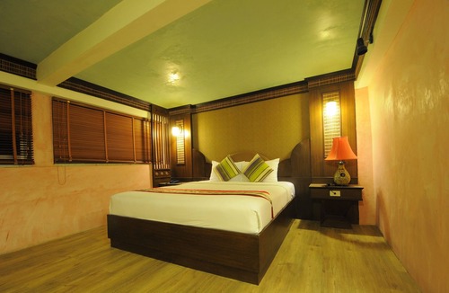 Phitsanulok Hotel | P1 House