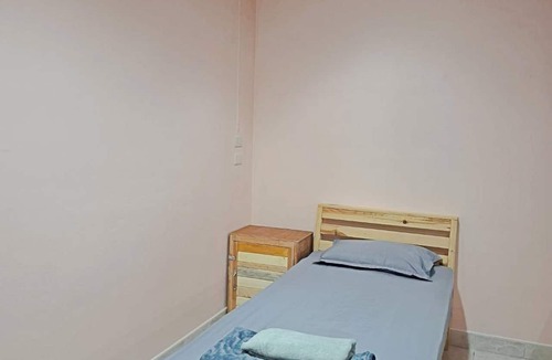 Sadao Cabin | Padang Besar Private Rooms and Hostel