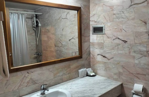 Phitsanulok Hotel | Pailyn Pitsanuloke