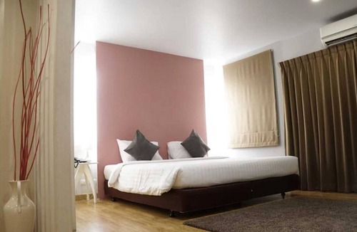 Nong Bon Hotel | Palette The One Residence Hotel