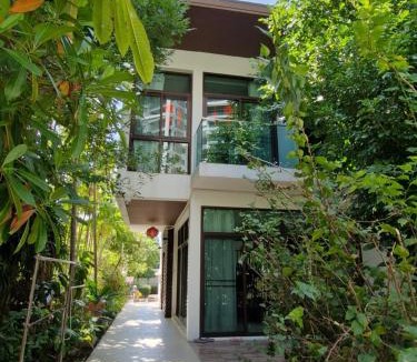 Kram Resort | Palmeraiebeach Resort Rayong ปาล์มมาลี บีช รีสอร์ท ระยอง 罗勇棕榈树海滩酒店