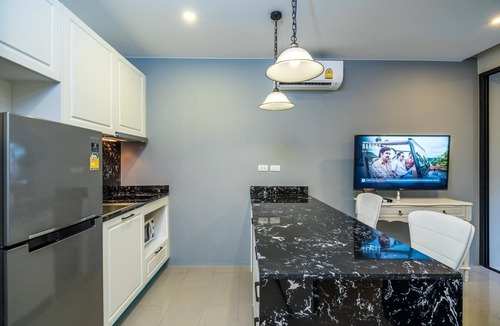 Cherngtalay Apartment | Palmyrah Surin B210-luxury condo with rooftop pool