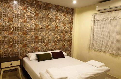 Ban Phan Thom House | Papermoon Guesthouse