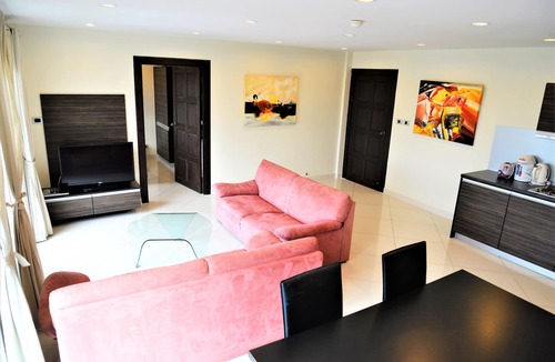 South Pattaya Condo | Park Lane Resort Pattaya 2 bedroom condo fully equiped