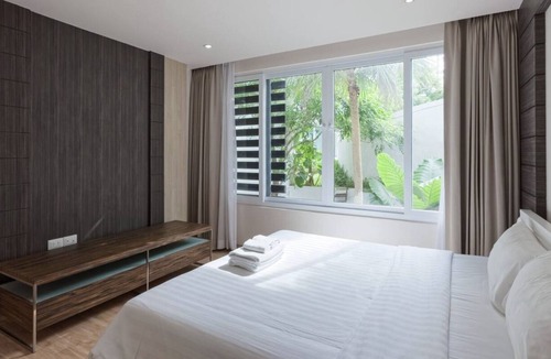 Patong Apartment | Patong Bay Pool 2Bed Condo Sea view