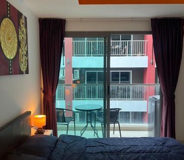 Pratumnak Hill Apartment | Pattaya, C view , prime location
