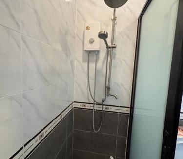 Nong Chaeng Villa | Pattaya Golden Shield Holiday Villa