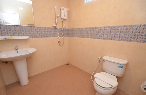 Khlong Wan Hotel | Pearl By The Sea Resort