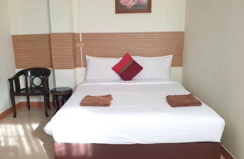 Chaweng City Center Hotel | Penzy Guest House