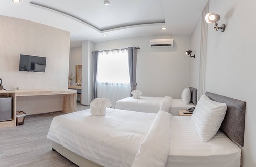 Hai Ya Hotel | Peppery Hills Hotel