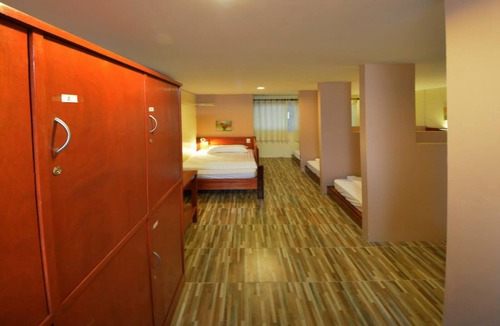 Thong Sala Hostel | Phangan Barsay Hostel