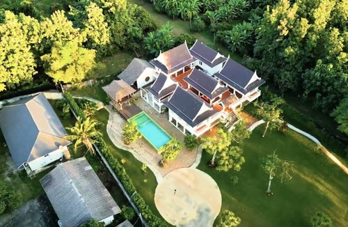 Pa Tan Villa | Phi Private Villa: Riverside & Pool :Near Old Town,BF,Laundry, Free Pickup