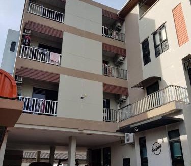 Hat Yai House | Phoom Phan House 2