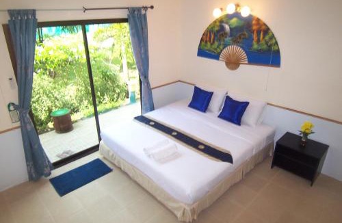 Mai Khao Hotel | Phuket Airport Overnight Hotel