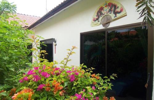 Mai Khao Hotel | Phuket Airport Overnight Hotel