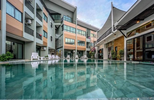 Mai Khao Hotel | Phuket Airport Place