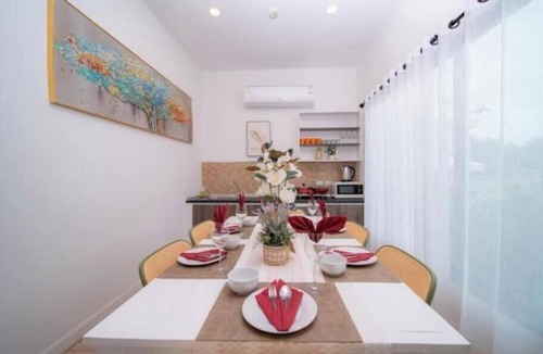 Koh Kaew Villa | Phuket Island Yona Sea Bar Royal Pier Beach 4 Bedroom Villa