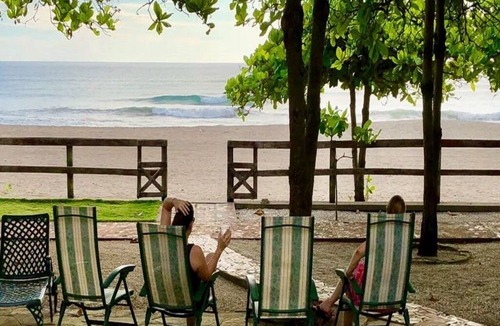 Pochomil House | Pochomil Beachfront frente al mar 4 cuartos 15personas MAX piscina