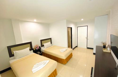 Phitsanulok Hotel | Polkadot Hostel