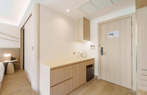 Sa Khu Apartment | Pool View Condo 2204, Wyndham Garden Resort
