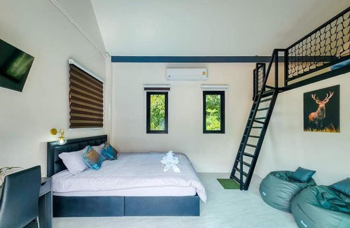 Phrom Khiri House | Pool Villa Baan Suan Phrom Khiri