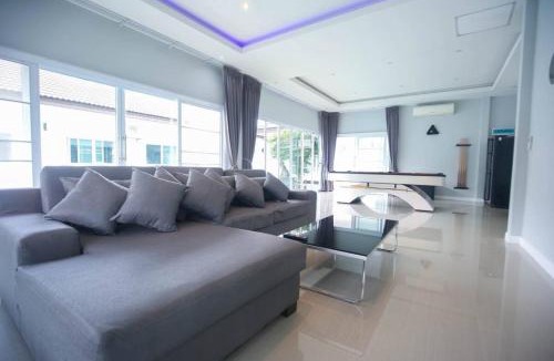 Pa Bong Villa | Pool Villa Chiangmai View Home