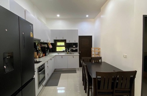 Sattahip Apartment | Pool Villa With Ergonomic Office
