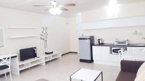 Ban Mai Apartment | Popular Condo C6