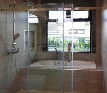 Wang Pong Villa | Pranatarn Pool Villa Beach Night Cottage