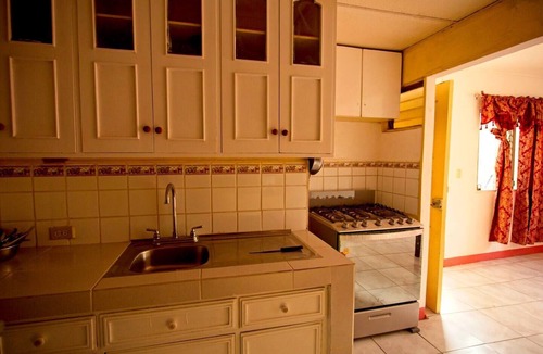 Managua House | Private Home, Ideal for Families and Groups Parking, WIFI, 3BR