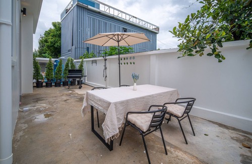 Chaiyasathan House | Private Pool Villa 5 Bedroom - La Lune Chiang Mai