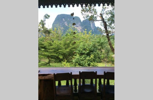 Krabi Resort | Private room ∙ 8 guests