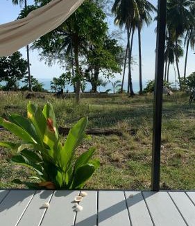 Lipa Noi Ski Chalet | Private Sunset Beachfront Thainee Villa