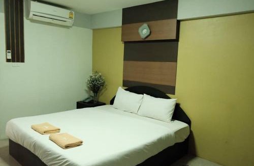 Lampang Hostel | Puangpech Place