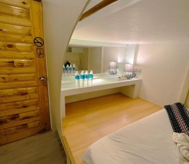 Old City Hostel | Pure Stay At CNX