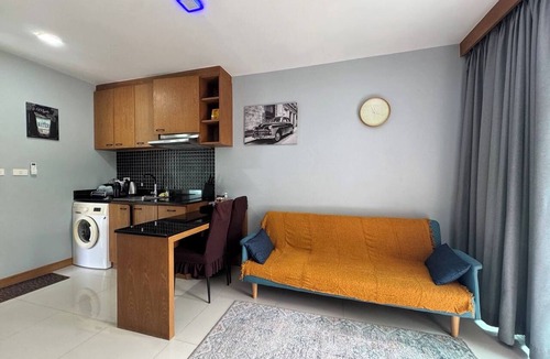 Ban Saiyuan Condo | Quiet & Cozy 1BR, Pool, Rawai, Walk to Gyms