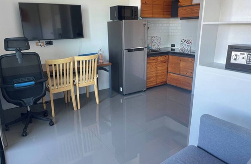 Nai Harn Condo | Quiet Sunrise Studio, Nai Harn, Pool and Gym
