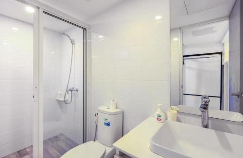 Embassy District Hotel | Quite Grove Hotel