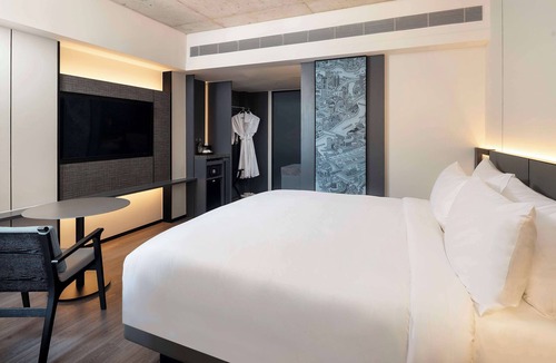 Don Muang Hotel | Radisson Hotel Don Mueang Bangkok