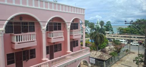 Ban Phe Hotel | Relax Inn