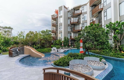 Laguna Apartment | Relaxing by Boat Avenue-Bangtao Beach-CanvasC294