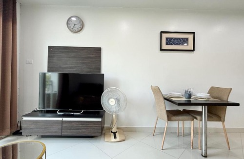 South Pattaya Apartment | RENOVATED 1 Bedroom Condo in Park Lane