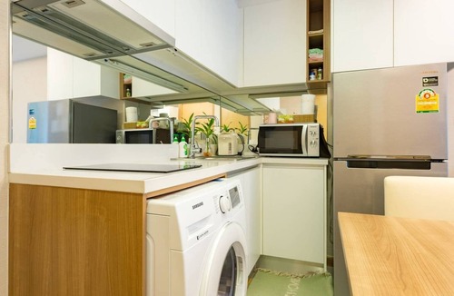 Khlong Toei Nuea Condo | Resort Style Condo @ Heart of Bangkok-24 HOUR CHECK-IN