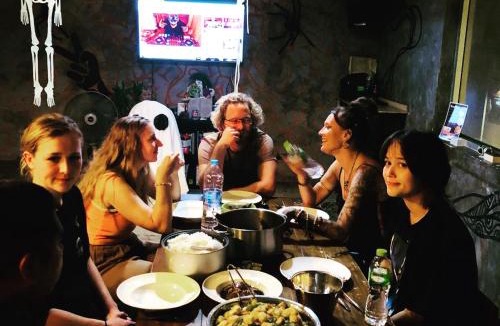 Asoke Hostel | Revolution Asoke