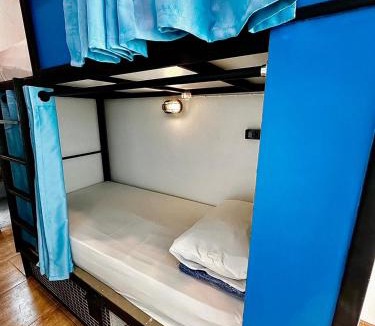 Old City Hostel | Revolution Chiang Mai - Old Town