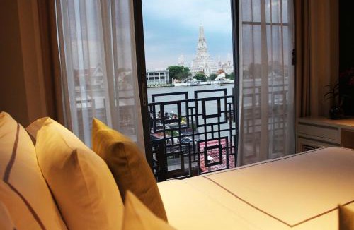 Phra Borom Maha Ratchawang Hotel | Riva Arun Bangkok - SHA Extra Plus