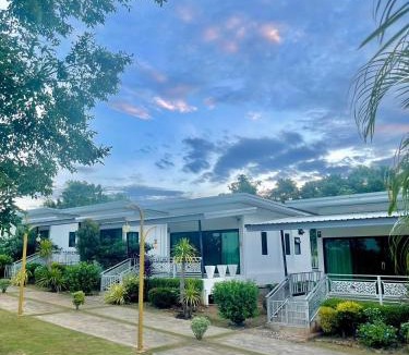 K. Phu Pieng Resort | River valley resort แอทน่าน